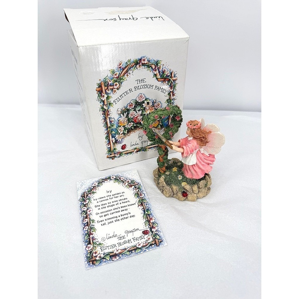 Flutter Blossom Family Ivy Resin Figurine Fairy Garden Village Decor NEW F012